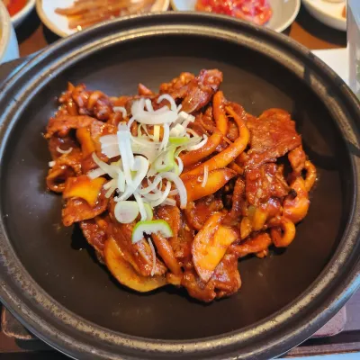 오삼 불고기 정식 (오징어·삼겹살)