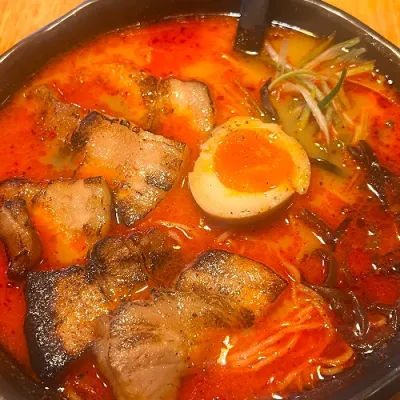 일본 정통 차슈 매운 라멘 (반숙 계란)