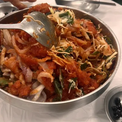 수제 깐풍기 (매콤 양파 양념)